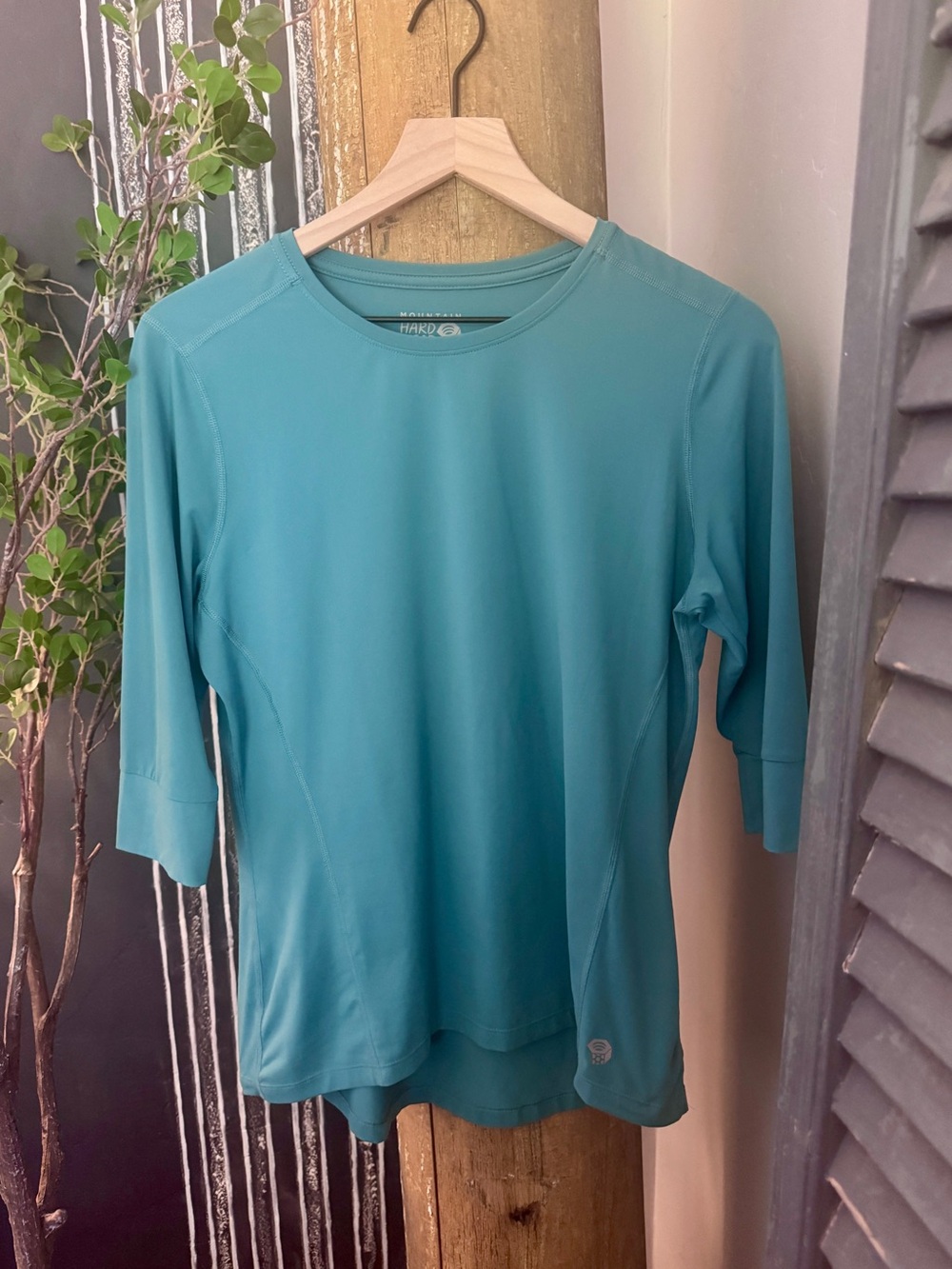 Mountain Hardwear Teal 3/4 Sleeve Women's Performance Top